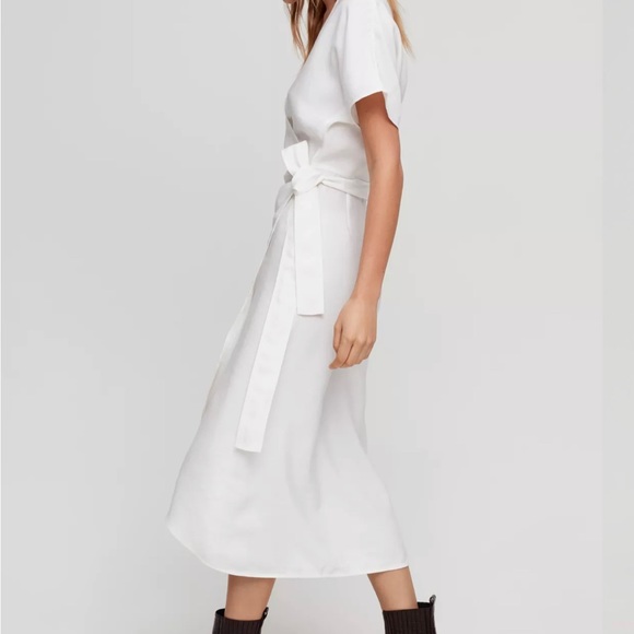 Wilfred Madeline linen-blend wrap dress - Picture 4 of 8